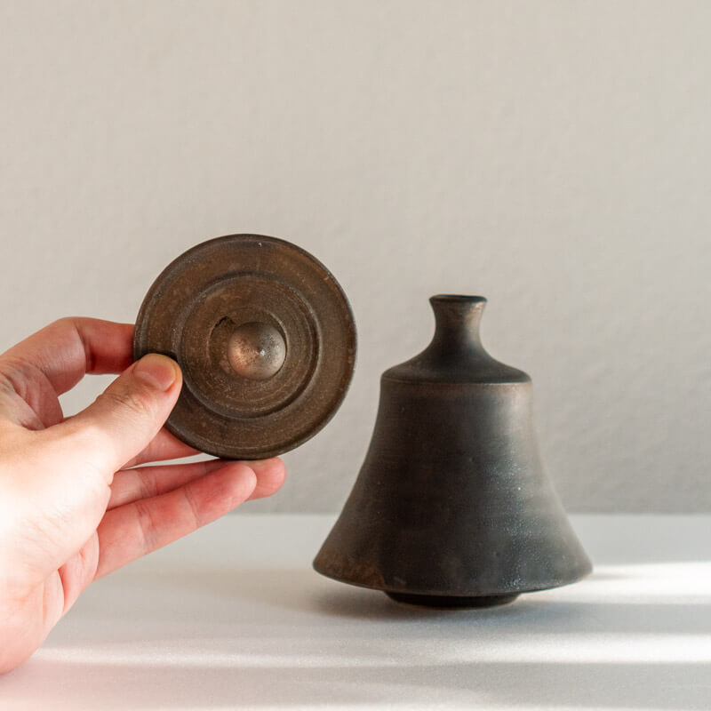 YOSHIDA Joe Bronze Single-flower Vase